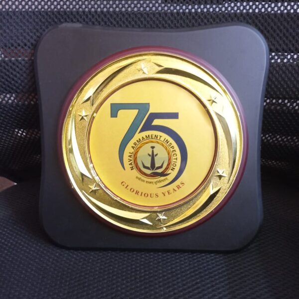 TROPHY 9
