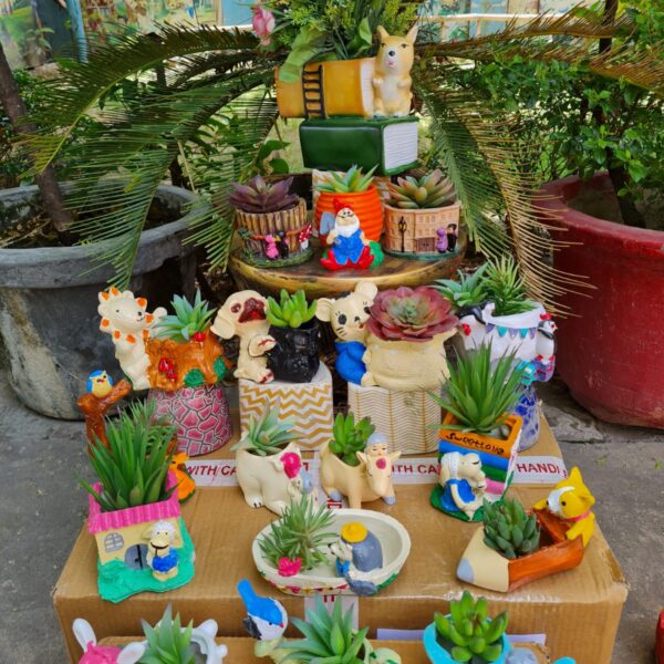 Mix 18 Pcs Planters Combo