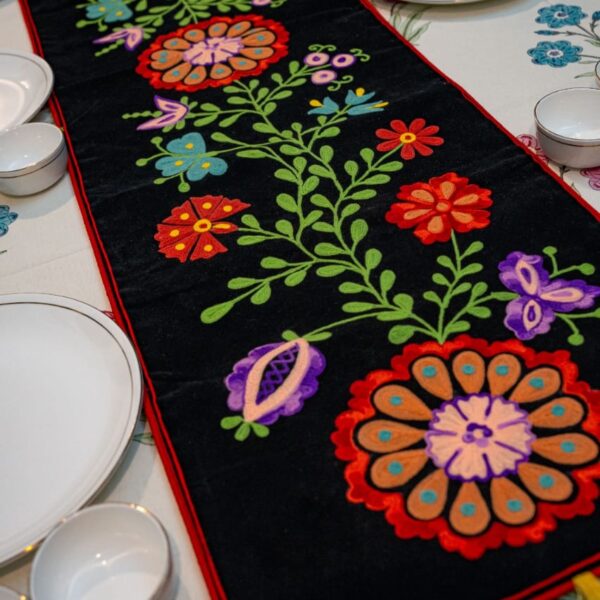 Embroidered Table Runner - Design 14