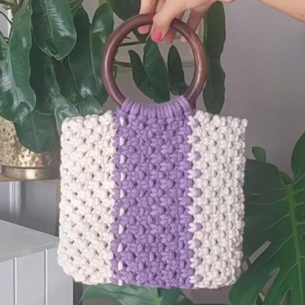 Macrame bag with Wooden Handle - Design 4