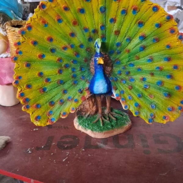 Beautiful Garden Decor Peacock - Design 1