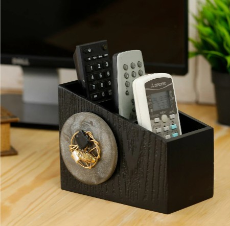 Cocktail designer wooden Remote Holder - Design 6