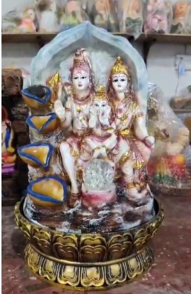 Fountain Shiv Parvati Parivar